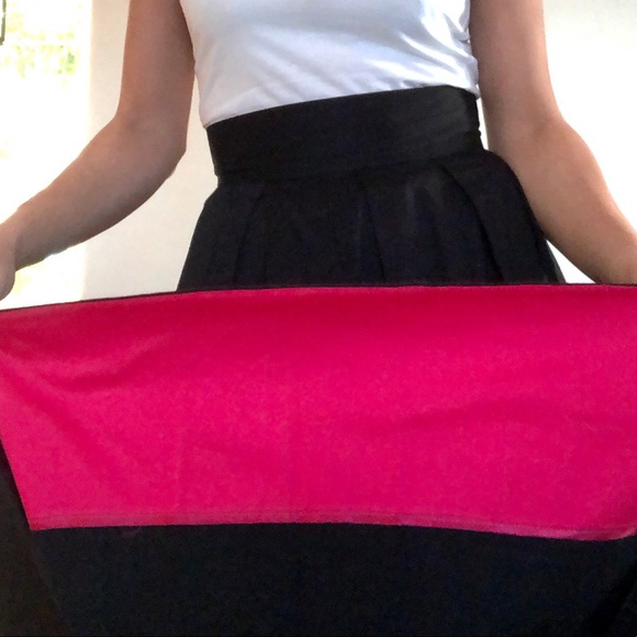 Skirt - Picture 2 of 3